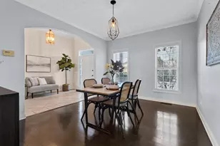 825 Yorkshire Rd, Neenah, WI 54956 - Photo 23