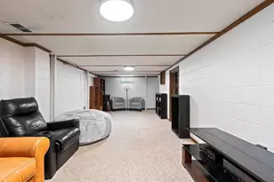 489 Oaklawn Ave, Green Bay, WI 54304 - Photo 21