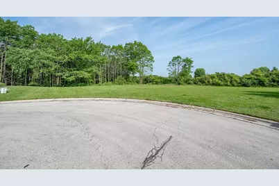 2969 Apple Ridge Court, Green Bay, WI 54311 - Photo 13