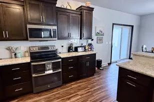 1410 S Prospect St, Shawano, WI 54166 - Photo 5