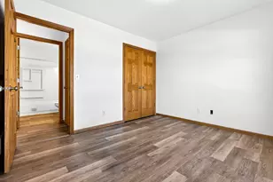 1025 Mill Pond Cir, Weyauwega, WI 54983 - Photo 19