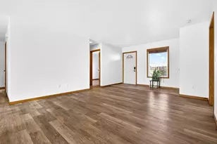 1025 Mill Pond Cir, Weyauwega, WI 54983 - Photo 5