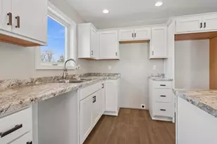 202 Evergreen Ln, Chilton, WI 53014 - Photo 9