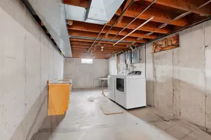 1313 Sorrento Dr, Green Bay, WI 54304 - Photo 53