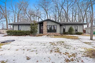 1313 Sorrento Dr, Green Bay, WI 54304 - Photo 1