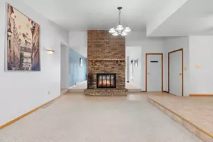 1313 Sorrento Dr, Green Bay, WI 54304 - Photo 11