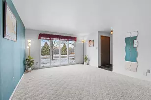 1313 Sorrento Dr, Green Bay, WI 54304 - Photo 7