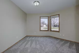 1690 Gateway Meadows Ln, Neenah, WI 54956 - Photo 11