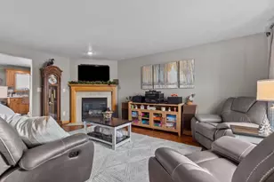 708 Saunders Rd, Kaukauna, WI 54130 - Photo 5