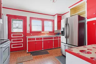 234 S Jefferson St, Racine, WI 53185 - Photo 7