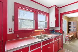 234 S Jefferson St, Racine, WI 53185 - Photo 9