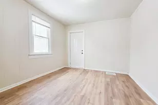 1405 Day St, Green Bay, WI 54302 - Photo 7