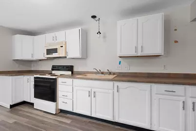 197 E 9th Street, Fond du Lac, WI 54935 - Photo 9