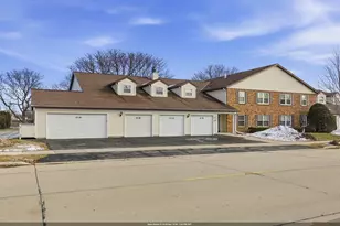 2324 Wisconsin St, Oshkosh, WI 54901 - Photo 1