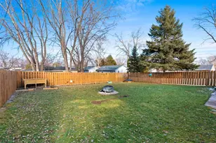 616 W 10th St, Kaukauna, WI 54130 - Photo 33