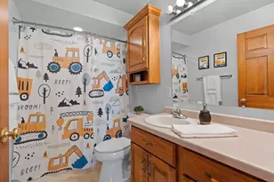 616 W 10th St, Kaukauna, WI 54130 - Photo 19