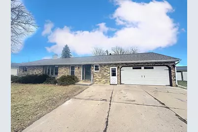 1412 N Rexford Street, Appleton, WI 54914 - Photo 1
