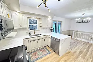 1412 N Rexford St, Appleton, WI 54914 - Photo 11