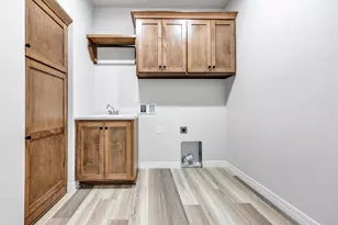 1270 Autumn Fld Ln, De Pere, WI 54115 - Photo 17