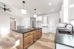 1270 Autumn Fld Ln, De Pere, WI 54115 - Photo 9