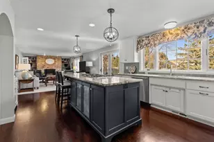 804 Heather Ln, Neenah, WI 54956 - Photo 11