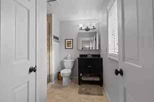 804 Heather Ln, Neenah, WI 54956 - Photo 35