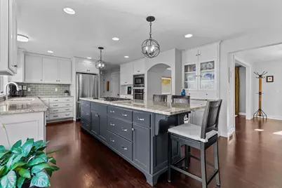 804 Heather Lane, Neenah, WI 54956 - Photo 9