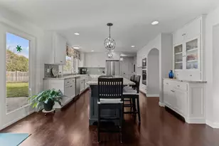 804 Heather Ln, Neenah, WI 54956 - Photo 7