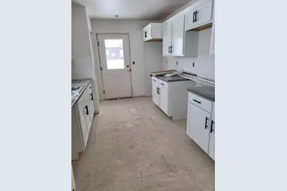 2509 Lawrence Drive, De Pere, WI 54115 - Photo 5