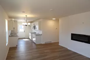 2509 Lawrence Dr, De Pere, WI 54115 - Photo 3
