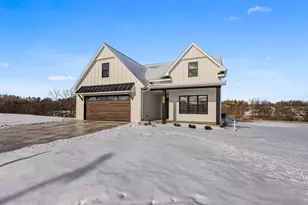 541 Security Blvd, Green Bay, WI 54313 - Photo 3