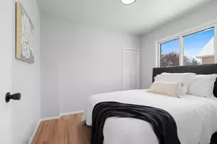 907 W Oklahoma St, Appleton, WI 54914 - Photo 13