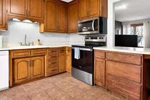 801 S Olson Ave, Appleton, WI 54914 - Photo 11