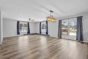 439 Monroe St, Oconto, WI 54153 - Photo 13