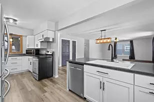 439 Monroe St, Oconto, WI 54153 - Photo 19