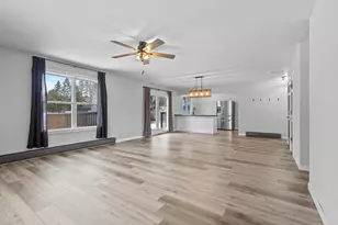 439 Monroe St, Oconto, WI 54153 - Photo 15