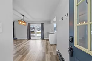 439 Monroe St, Oconto, WI 54153 - Photo 9