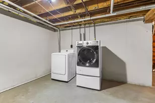 439 Monroe St, Oconto, WI 54153 - Photo 39