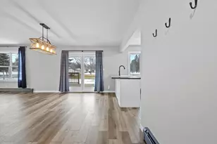 439 Monroe St, Oconto, WI 54153 - Photo 11