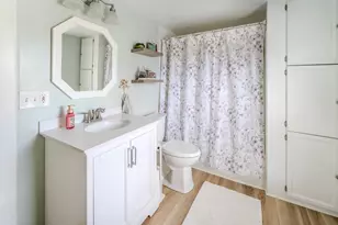 1127 Jefferson St, Oshkosh, WI 54901 - Photo 19