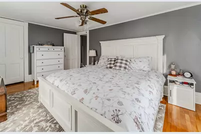 1127 Jefferson Street, Oshkosh, WI 54901 - Photo 17