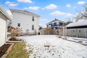 1127 Jefferson St, Oshkosh, WI 54901 - Photo 29