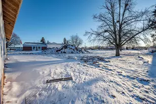 1040 Ethel Ave, Green Bay, WI 54304 - Photo 3