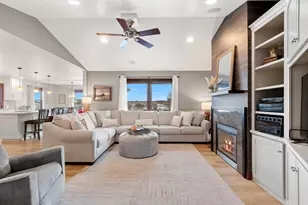 2141 Wheat Way, Green Bay, WI 54311 - Photo 7