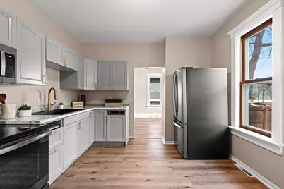 1127 W College Avenue, Appleton, WI 54914 - Photo 13