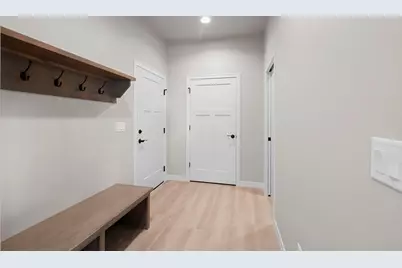 2878 Howard, Howard, WI 54313 - Photo 27