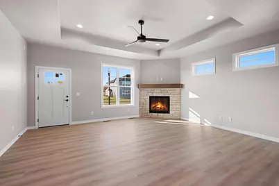 2878 Howard, Howard, WI 54313 - Photo 5