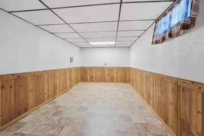637 E Scott Street, Fond du Lac, WI 54935 - Photo 25