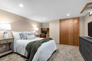 978 Evans St, Neenah, WI 54956 - Photo 23