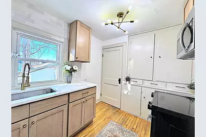 1633 Burdick Street, Oshkosh, WI 54901 - Photo 5